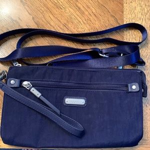 baggallini small crossbody bag